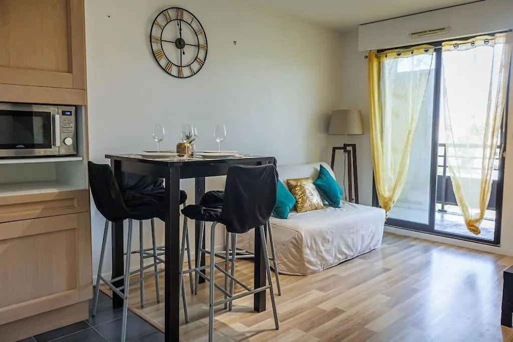Apartment T2 Plage Prado-David, Parc Borely, Parking Privee Marseille France